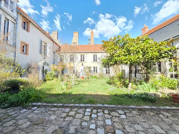 Maison Chateauneuf Sur Loire 12 pièce(s) 353 m2