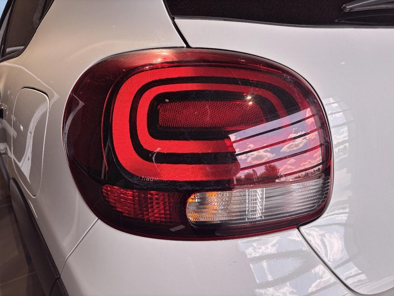 Citroën C3 1.2 puretech 110ch s&s shine eat6 — photo 13