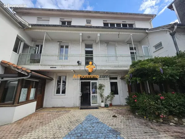 Immeuble 30 pièces 520 m²