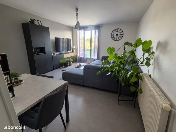Appartement T4 Château Renault