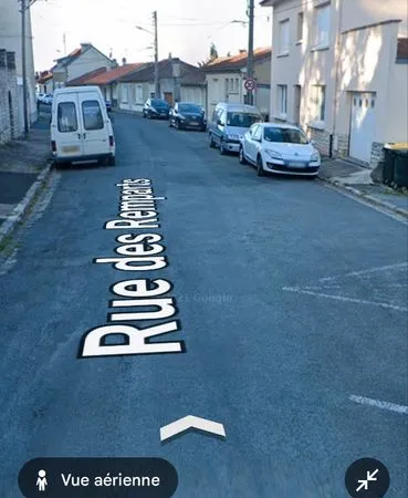 2 Garages à vendre