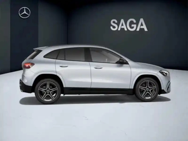 Mercedes Gla 200 d amg line — photo 17