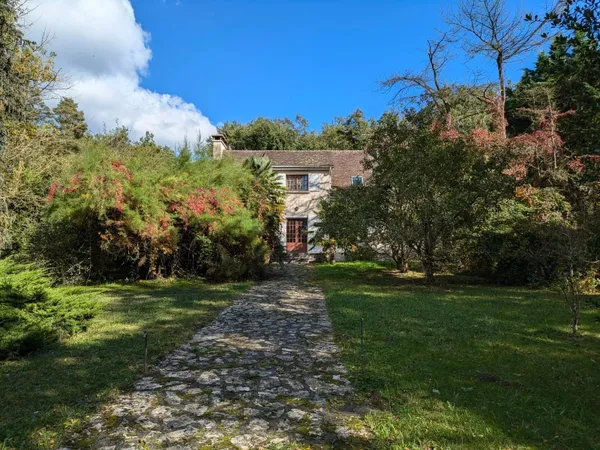 Maison familiale 7 pièces - Poligny