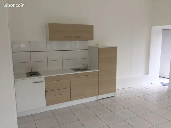 Loue appartement proche campus mont houy