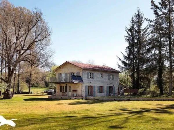 Maison 5 pièces 140 m²