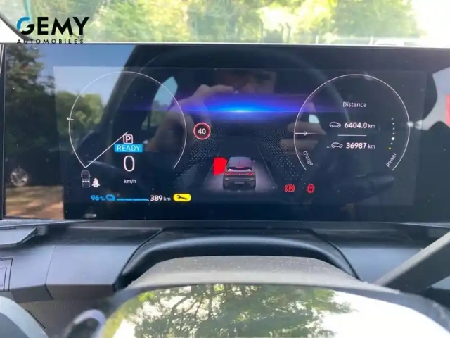 Renault Megane e-tech ev60 220 ch optimum charge — photo 14