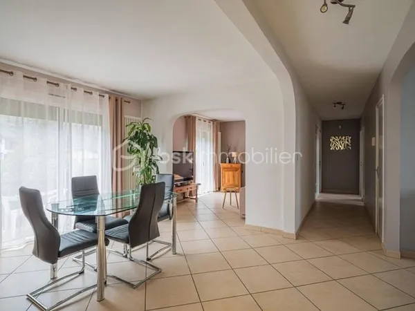 Maison 6 pièces 130 m²