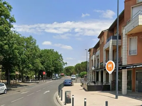 Parking extérieur résidence sécurisée