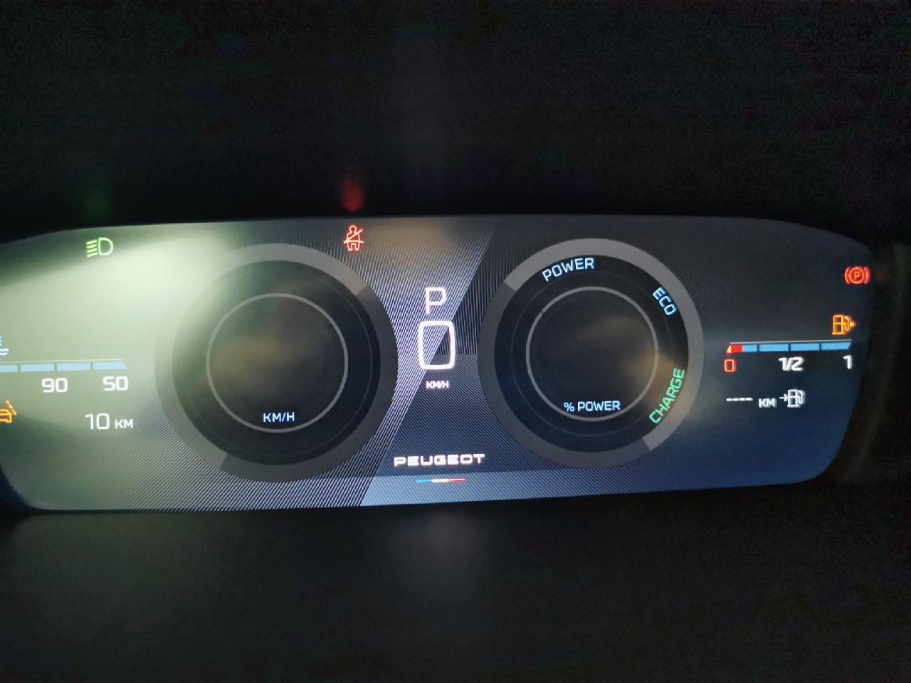 Peugeot 308 sw hybrid 145 e-dcs6 style — photo 38