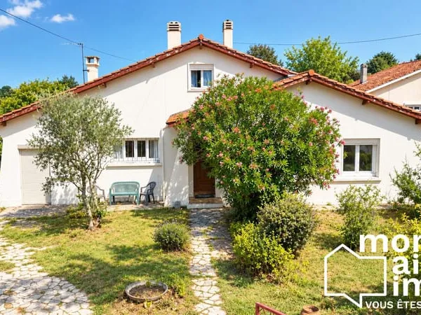 Maison de 124 m² avec 5 chambres - Terrain de 1 150 m² - C