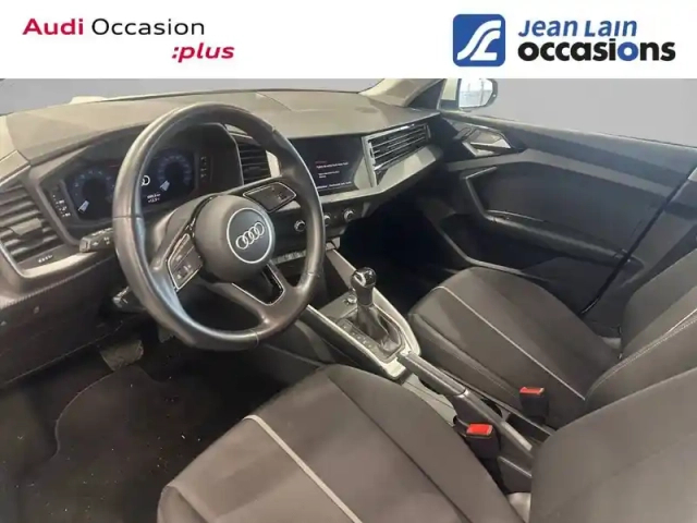 Audi A1 sportback 25 tfsi 95 ch s tronic 7 — photo 11