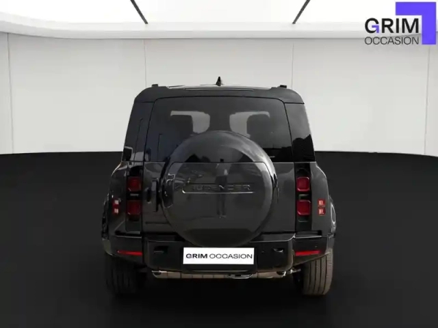 Land Rover Defender 110 p400e phev bva8 x-dynamic — photo 19
