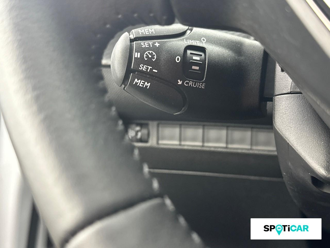 Peugeot 208 1.2 100ch s&s style — photo 18