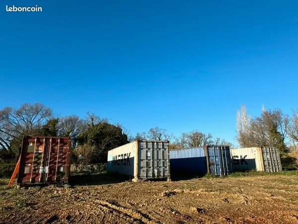 Location containers