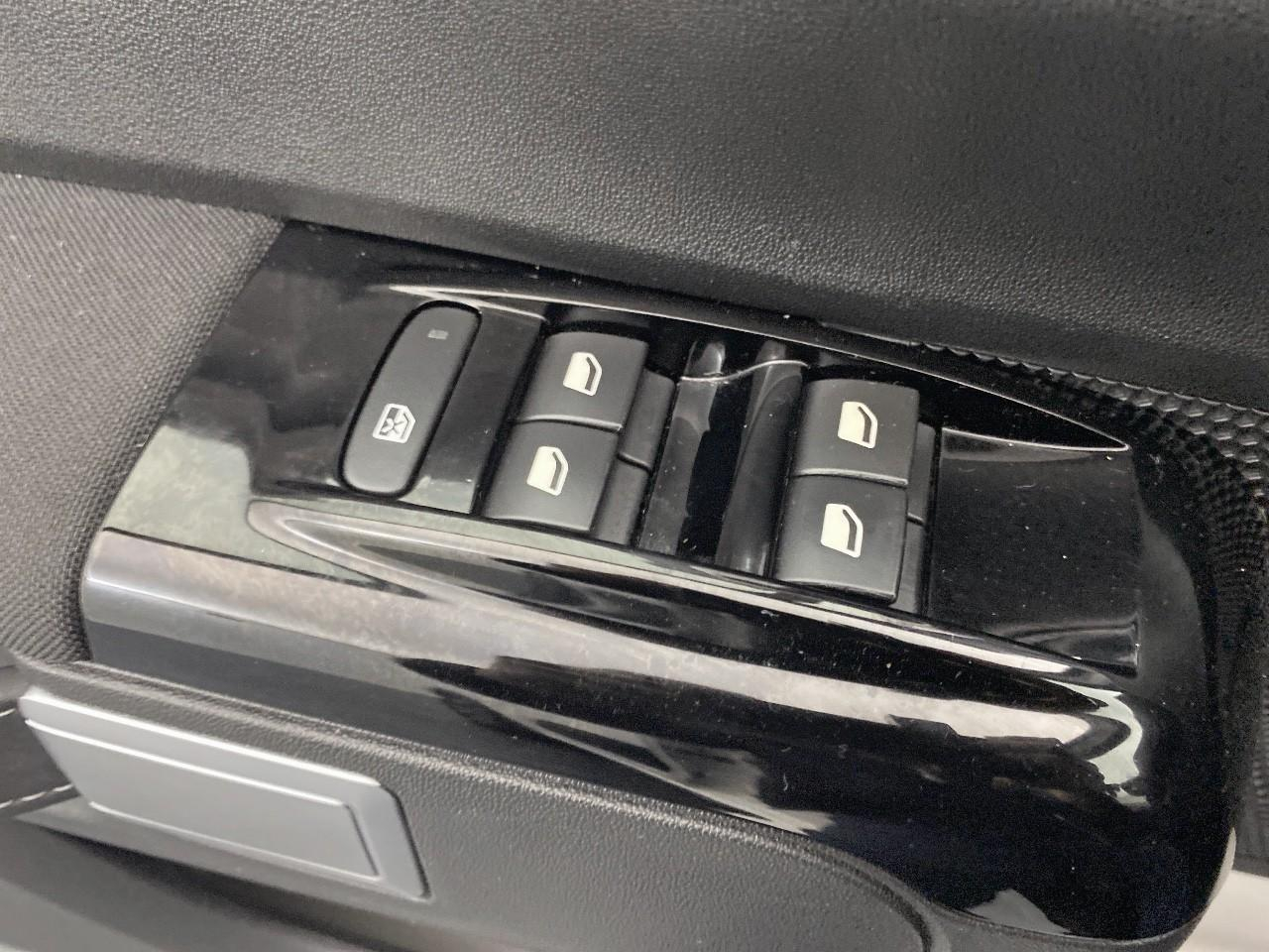 Citroën C3 puretech 110 s&s eat6 shine — photo 26