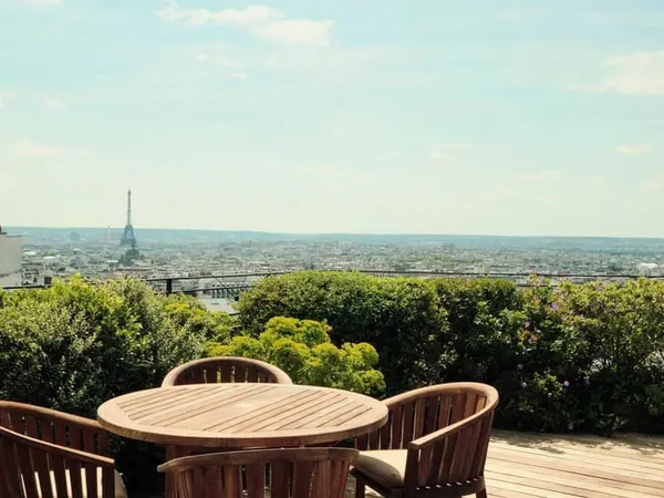 Appartement 6 pièces 224 m²