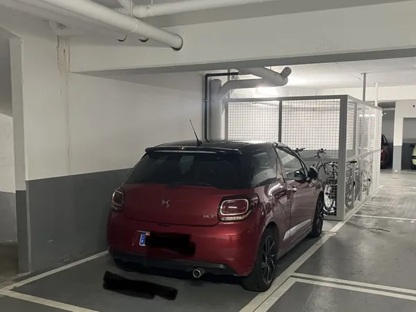 Vends parking 10m²