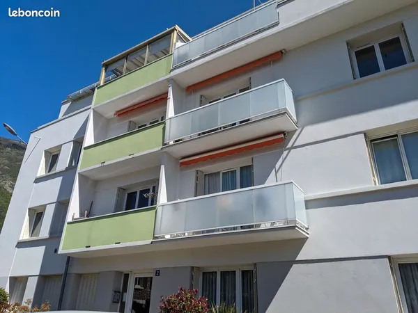 La tronche (38700) appartement t3 a louer