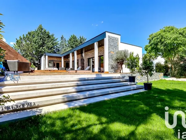Maison 5 pièces 190 m²