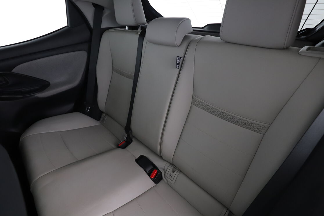 Toyota Yaris 1.5 Hybride Iconic — photo 13