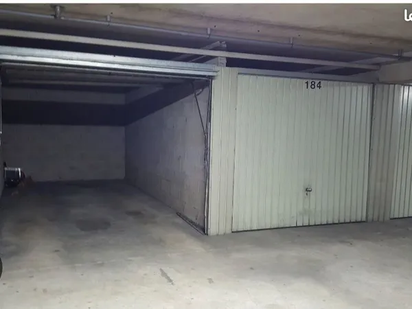Garage boxe sécurisé Montolivet