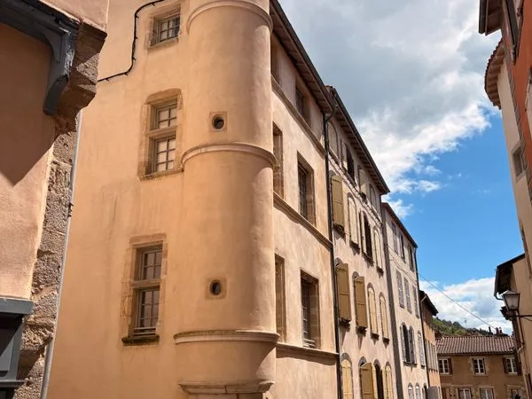Appartement T3 Thiers Centre-ville