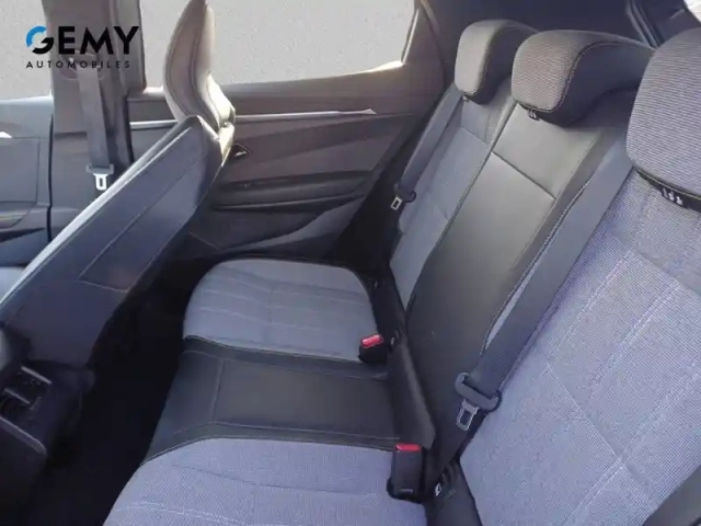 Renault Megane e-tech ev60 220 ch optimum charge — photo 10