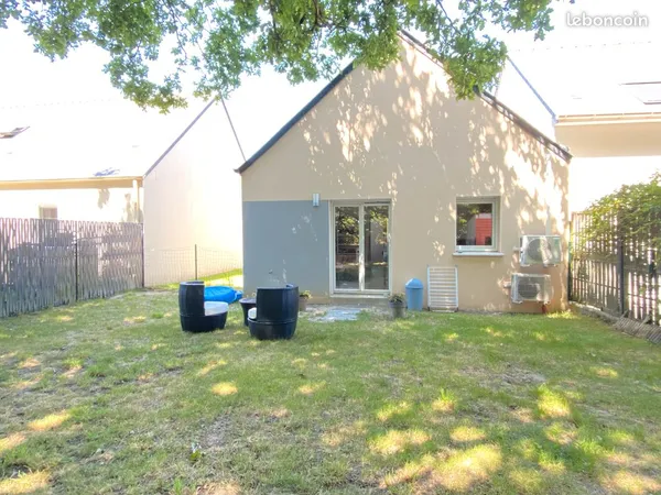 Location maison 2 chambres avec petit jardin