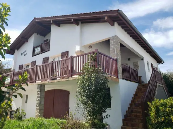 Maison de luxe 5 pièces 222 m²