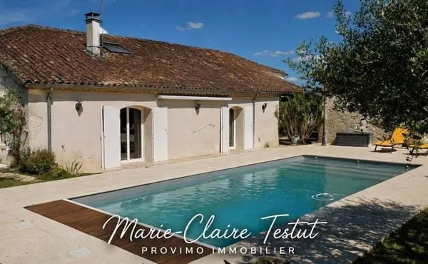 Maison 5 pièces 210 m²