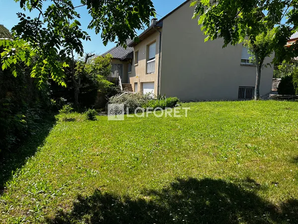 Maison 10 pièces 250 m²