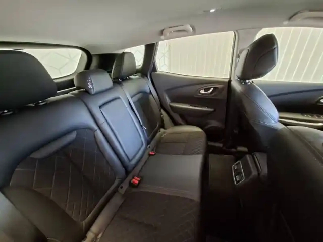 Renault Kadjar blue dci 115 edc — photo 32