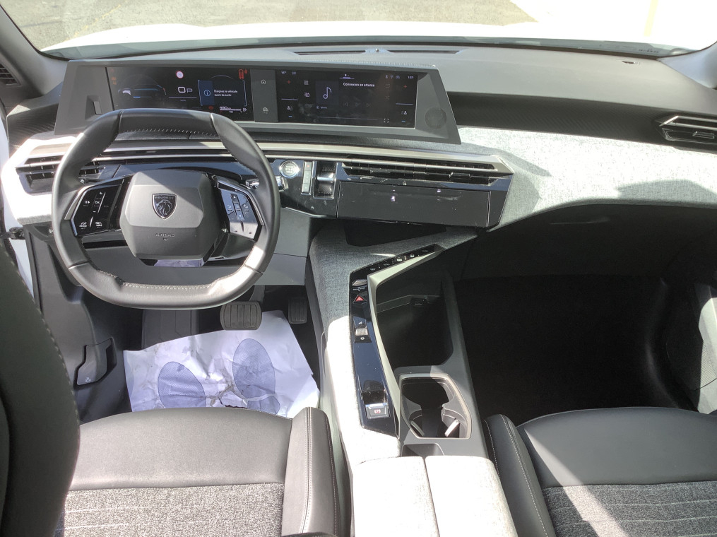 Peugeot 5008 — photo 13