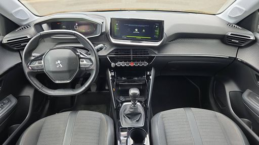 Peugeot 208 1.2 PureTech 100 - Allure – 2021 – 54998 km – Essence – Boîte Manuelle — photo 31