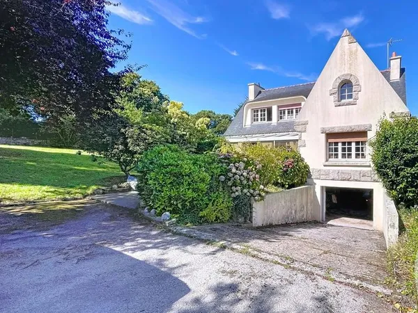 Maison neo- bretonne sur 4700 m²