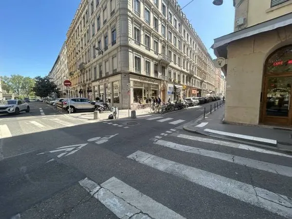 Local commercial 53 m²
