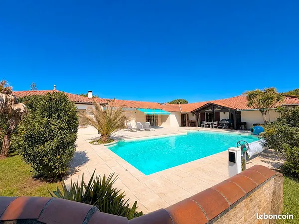 Maison 6 pièces 204 m²