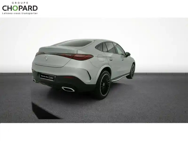 Mercedes Glc coupe 300 de hybrid eq 9g-tronic 4matic — photo 27