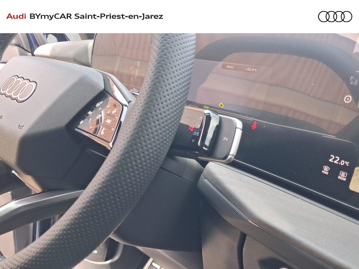 Audi Q3 Sportback e-hybrid 272 ch S tronic 6 — photo 24
