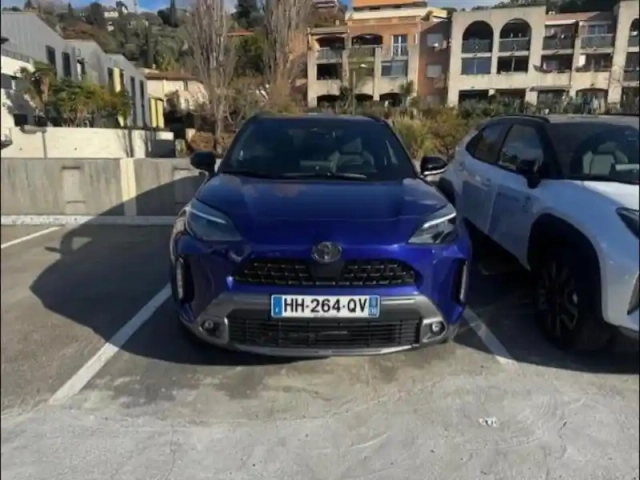 Toyota Yaris cross 130h trail my25
