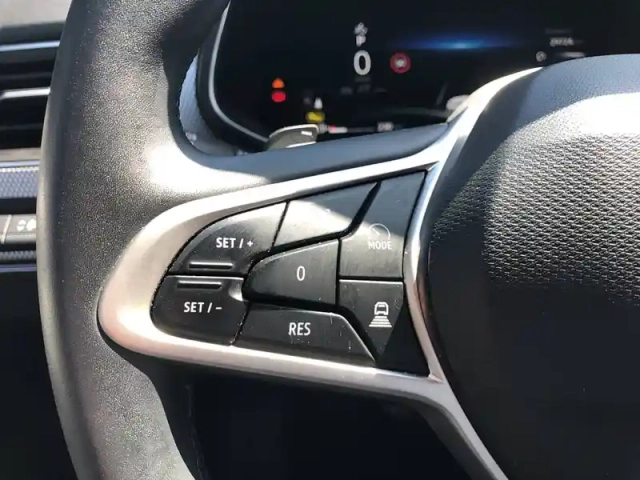 Renault Arkana mild hybrid 140 edc gsr2 — photo 13