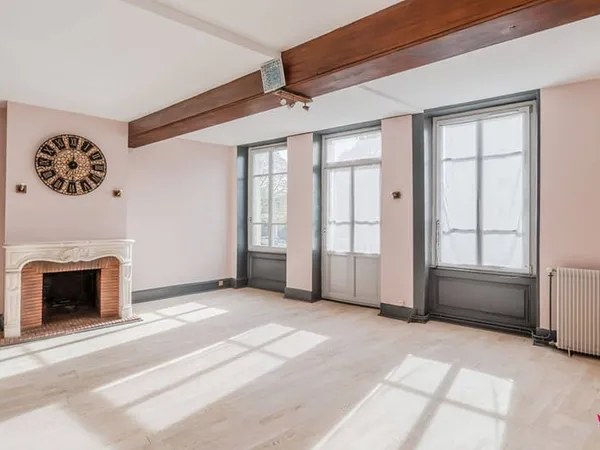 Appartement 5 pièces 165 m²