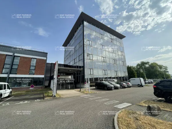 Bureaux 1933 m²