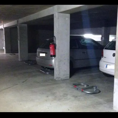 Emplacement de parking sous une résidence de standing sécurisée Avenue de la Révolution