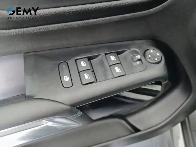 Citroën C5 Aircross bluehdi 130 s&amp;s eat8 — photo 12