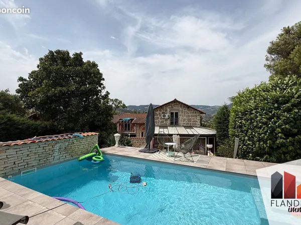 Maison 5 pièces 149 m²