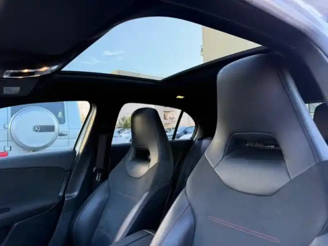 Mercedes Classe A a 200 d compacte — photo 19