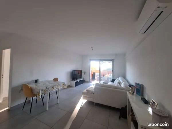 GRASSE Saint-Antoine-3P 64m2 rénové