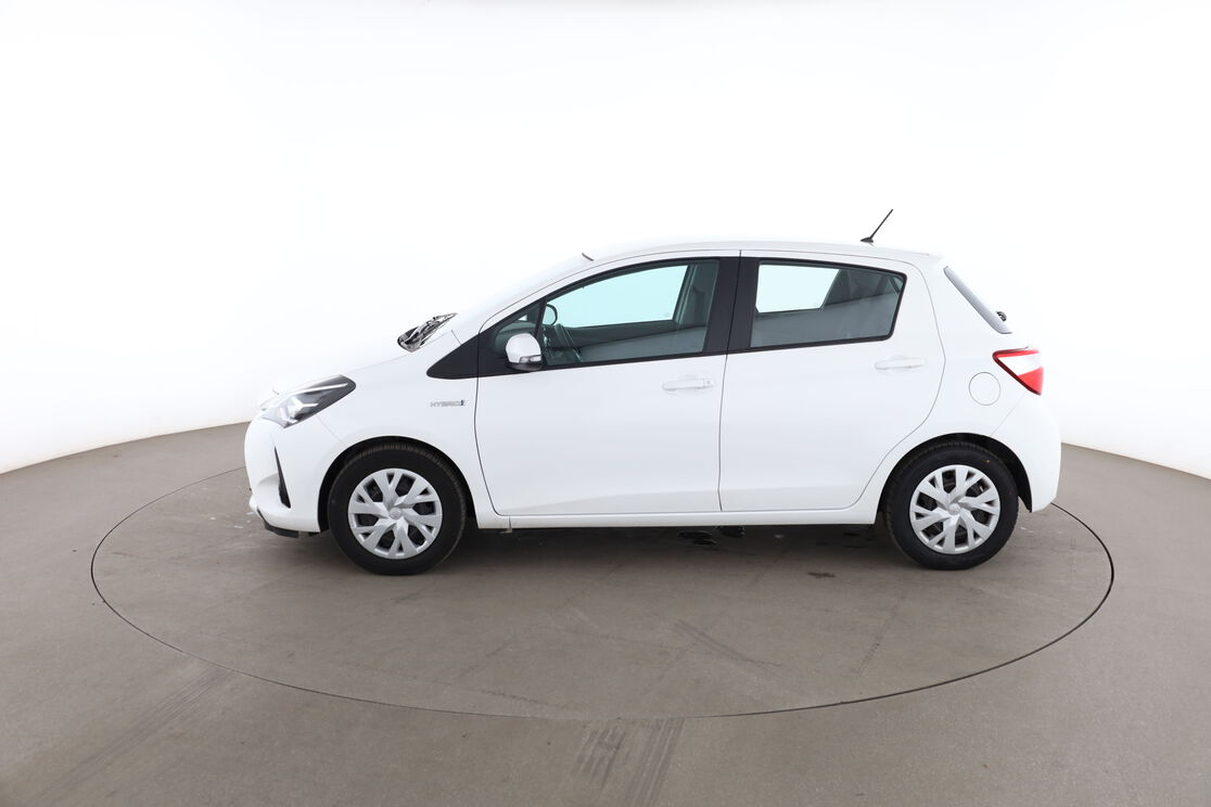 Toyota Yaris 1.5 Hybrid France — photo 2