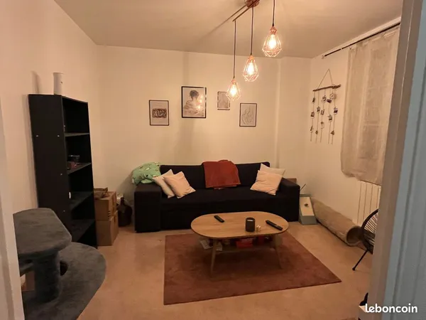F2+garage+cave+petit balcon TBE Clermont /Montferrand 48 m2